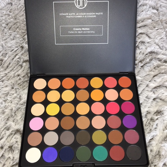 •BH Cosmetics Matte Palette• - Picture 3 of 4